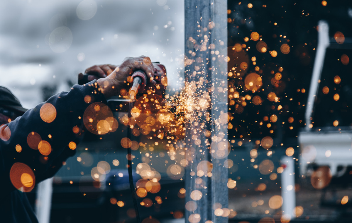 christopher-burns-8KfCR12oeUM-unsplash_1200